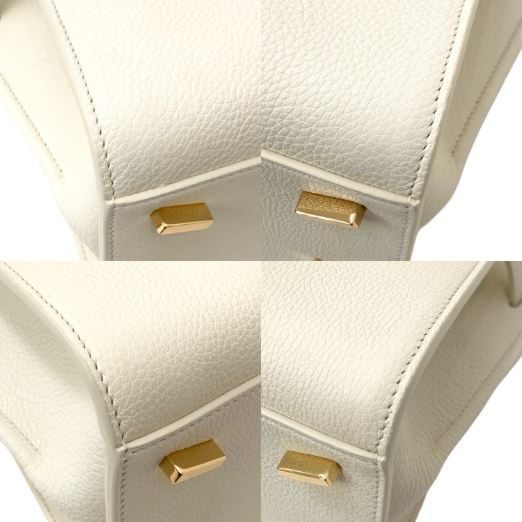 FERRAGAMO  ニューフェラガモステューディオ ソフトバッグ Studio Soft bag 型押しカーフ マスカルポーネ M 21A112 786170