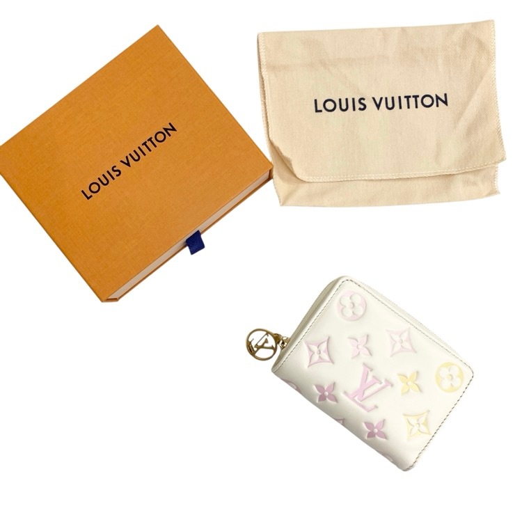 LOUIS VUITTON ルイ・ヴィトン ポルトフォイユ･ルー クッサン ラムレザー パッファー アイボリー系 M11909