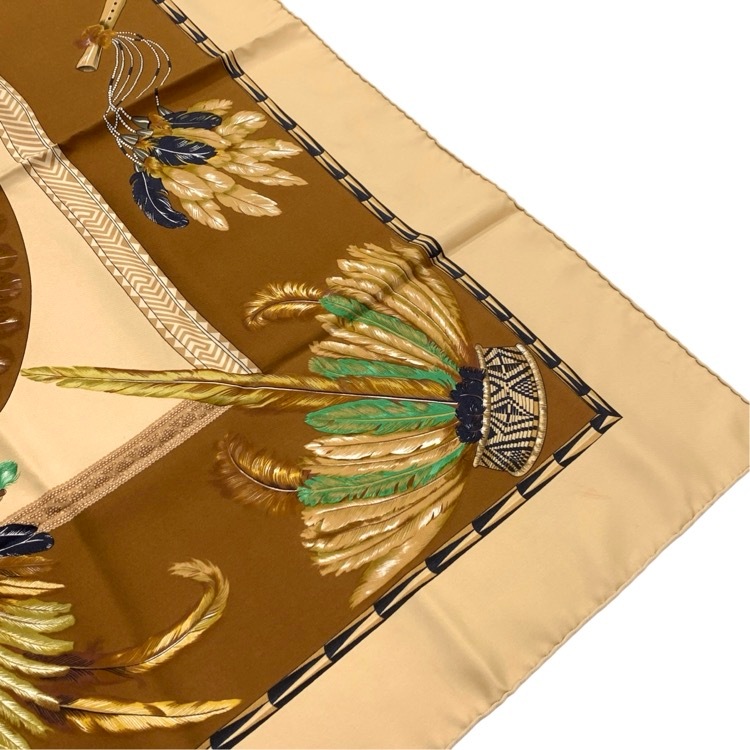【美品】エルメス／カレ90　ブラジル／シルクスカーフ／ユーゴ・グリッカー HERMES エルメス カレ90 BRAZIL ブラジル シルク スカーフ ブラウン