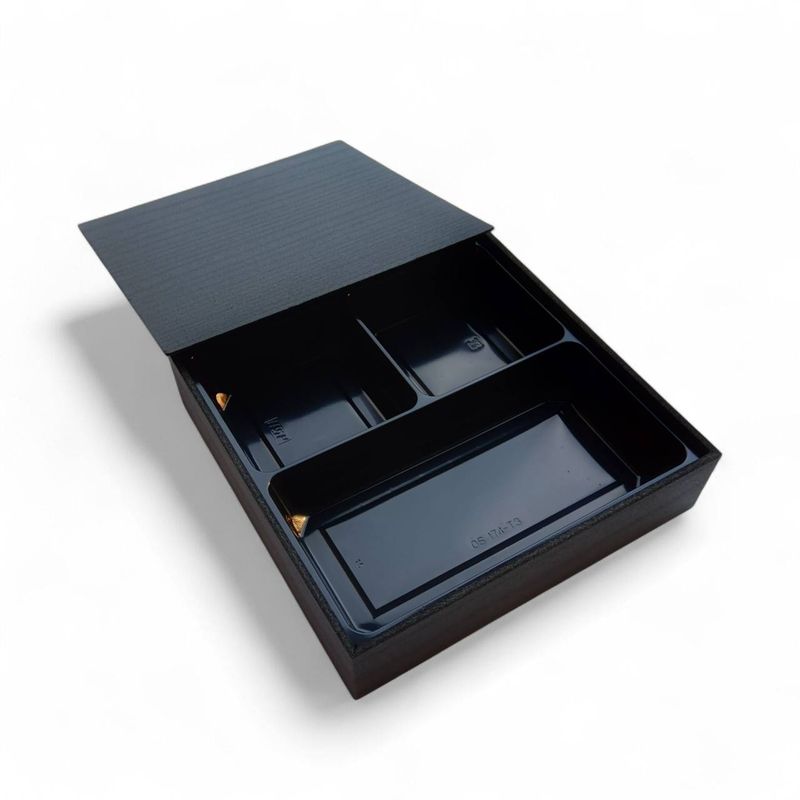 GD-130　スクエア黒木目柄折　しゃくり蓋　黒トレー入り　1個