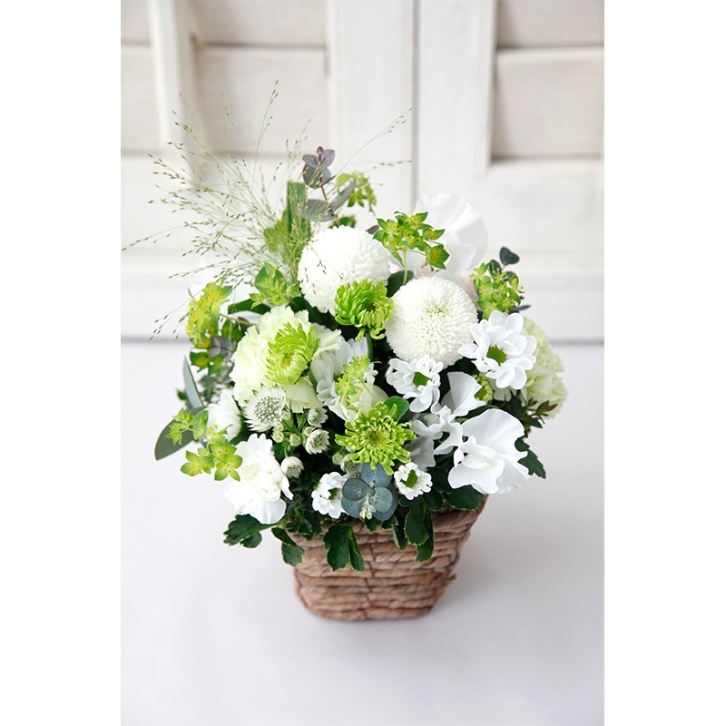 バスケットアレンジ お悔み和花 ホワイトグリーン（Sサイズ） | お悔み