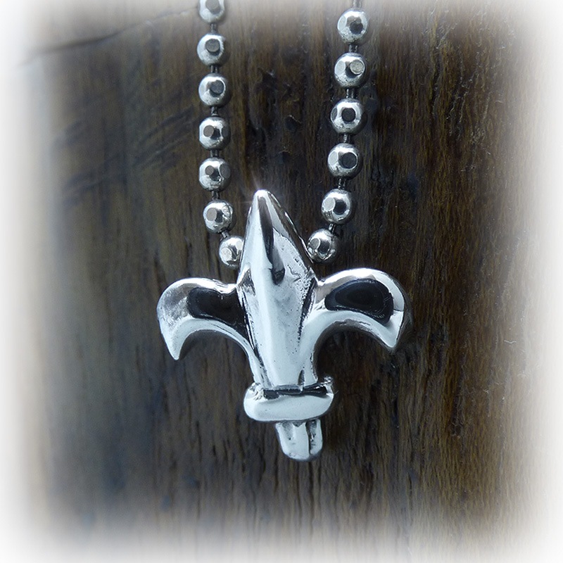 シルバー925 百合の紋章のペンダントヘッド ペンダントトップ