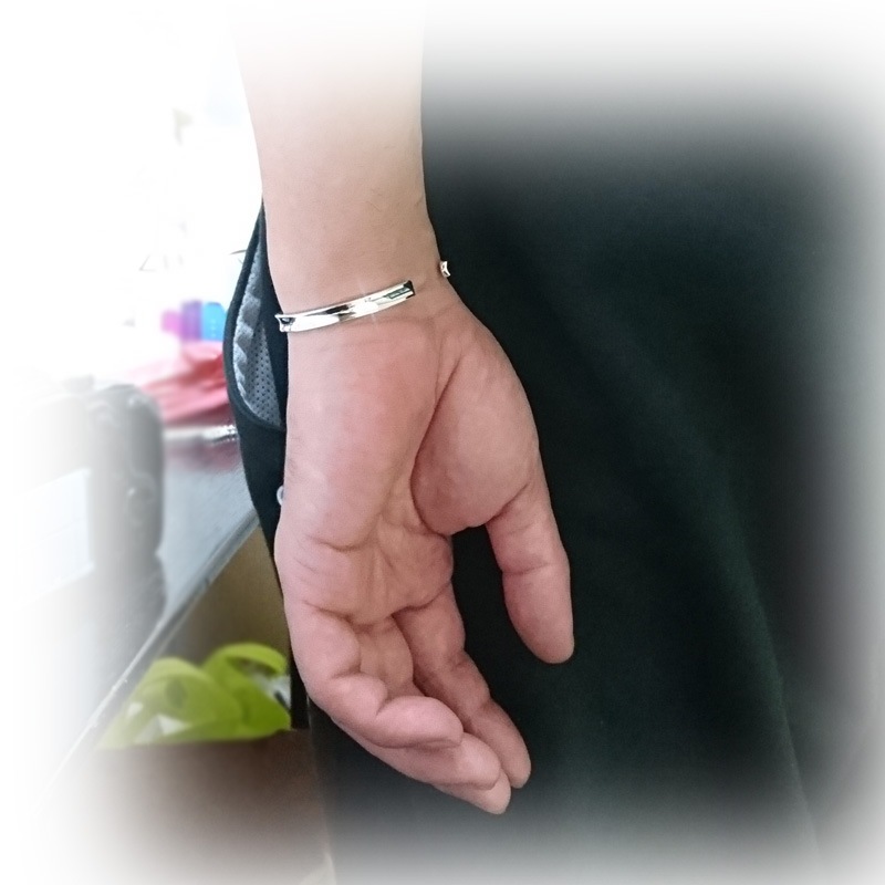 5.5mm幅 鏡面 逆甲丸(凹ライン)仕上げ シルバーバングル 【シルバー925/SILVER925 /ブレスレット】