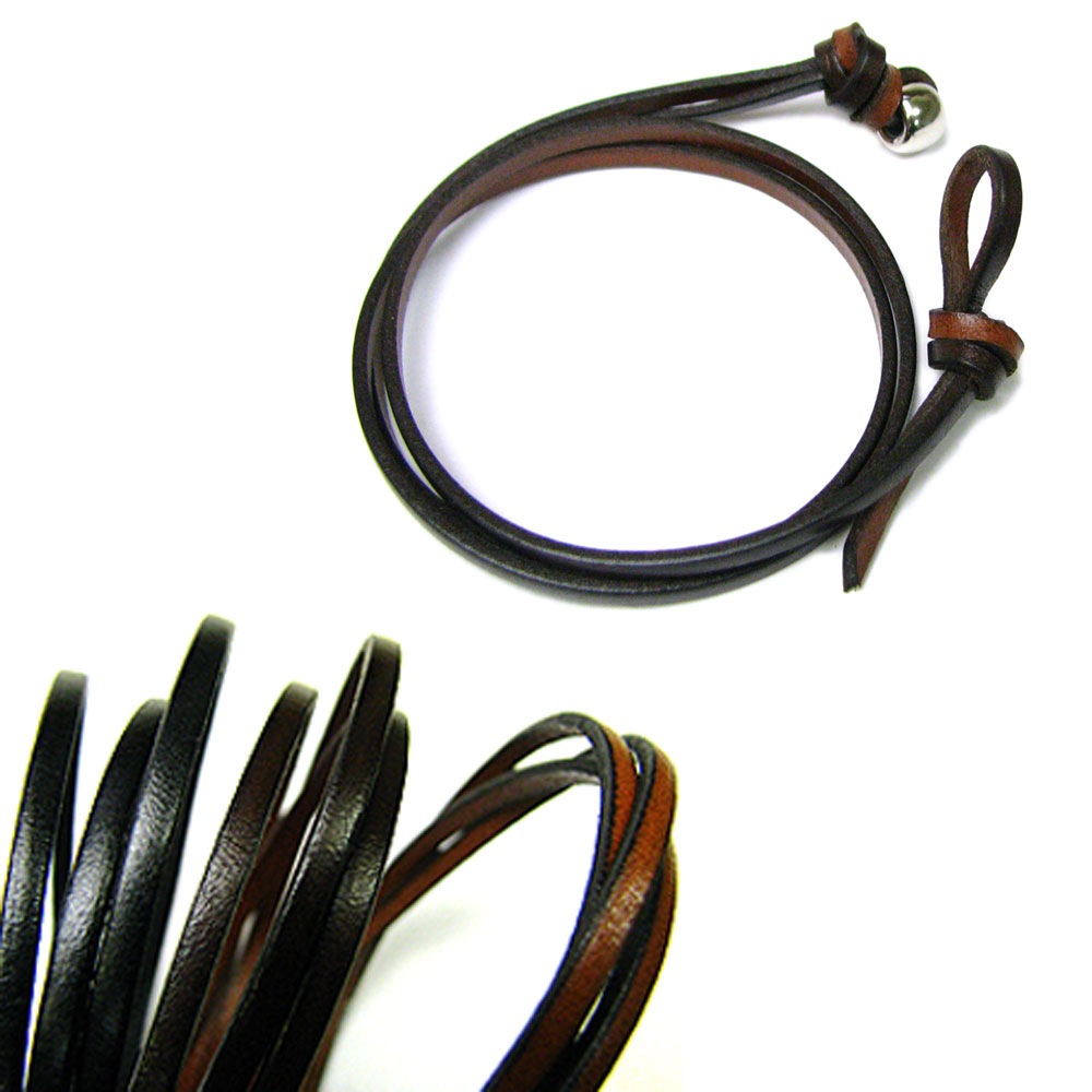 3mm幅イタリアンレザー(牛革)  ハワイアンビーズ　エンド仕上げ 三重巻きレザーブレスレット  【革 ブレスレット /三連ブレスレット】