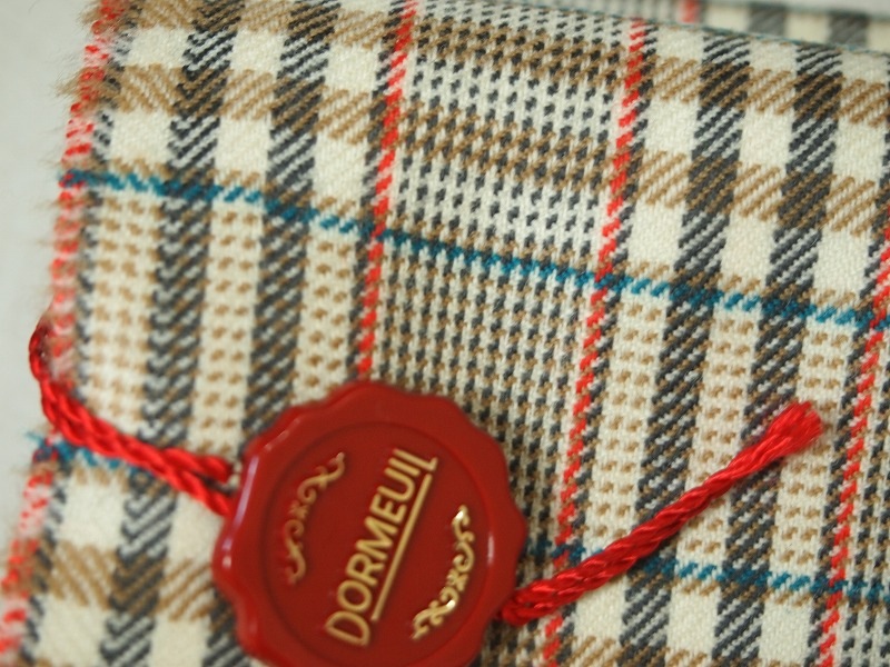 ��Ź�祻���롡��������<strong>��DORMEUIL���ɡ���롿�����륰�졼������å��ۡ�</strong><br>�ե����,͢������<br>�����꡼���<br>��������100%<br>��140cm��2.5m���ʥ�����ʬ��<br>��1121-224<br>���ڰ���߸ˤ��ꡡ����ʸ�Ϥ����ˡ�