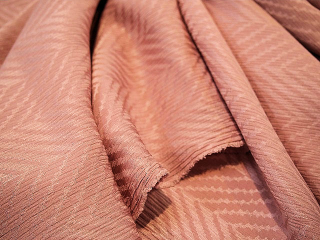 ��Ź�祻���롡��������<strong>�ڥ��륯���졼�ס��إ��ܡ��󿥤�����<.strong><br>�������� ͢�����ϡ�<br>�ԥ󥯡�<br>���륯100% ��<br>140cm��2.7m�ʥġ��ԡ���/���ԡ�����<br>��3251-417��<br>���ڰ����߸ˤ��ꡡ����ʸ�Ϥ����ˡ�