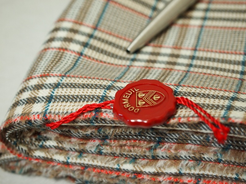 ��Ź�祻���롡��������<strong>��DORMEUIL���ɡ���롿�����륰�졼������å��ۡ�</strong><br>�ե����,͢������<br>�����꡼���<br>��������100%<br>��140cm��2.5m���ʥ�����ʬ��<br>��1121-224<br>���ڰ���߸ˤ��ꡡ����ʸ�Ϥ����ˡ�