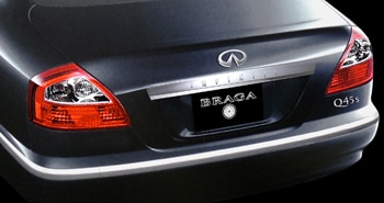 F50シーマ Q45 トランクエンブレム｜シーマ パーツ通販！