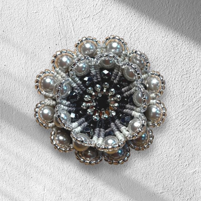 グラデーションフラワーブローチ