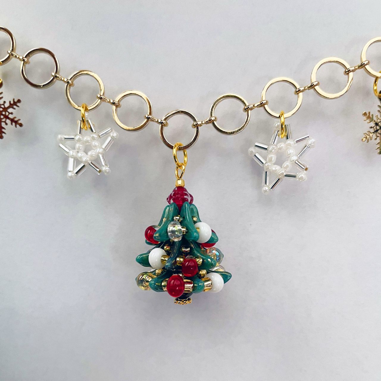 クリスマスツリーのバックチャーム