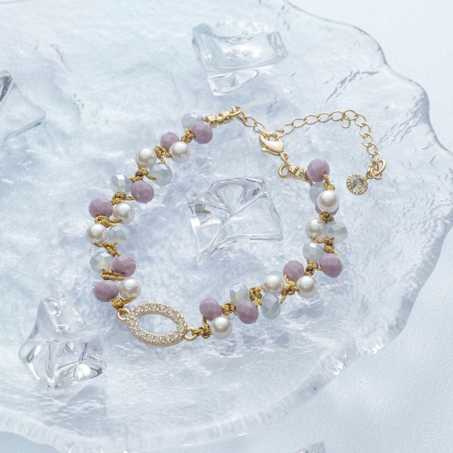 オーバルチャームのブレスレット／ゴールド