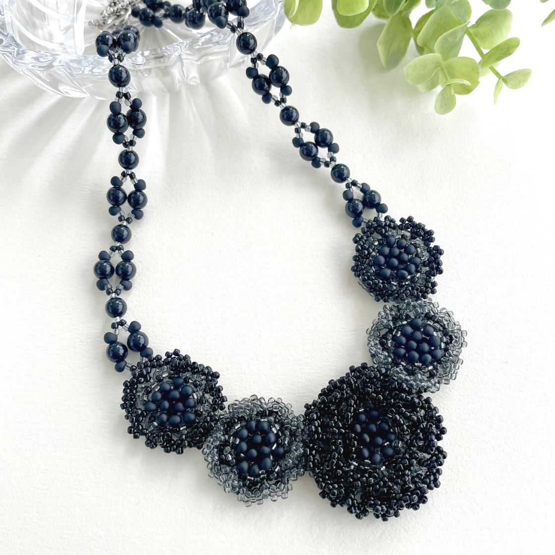 リネラ／ブラック