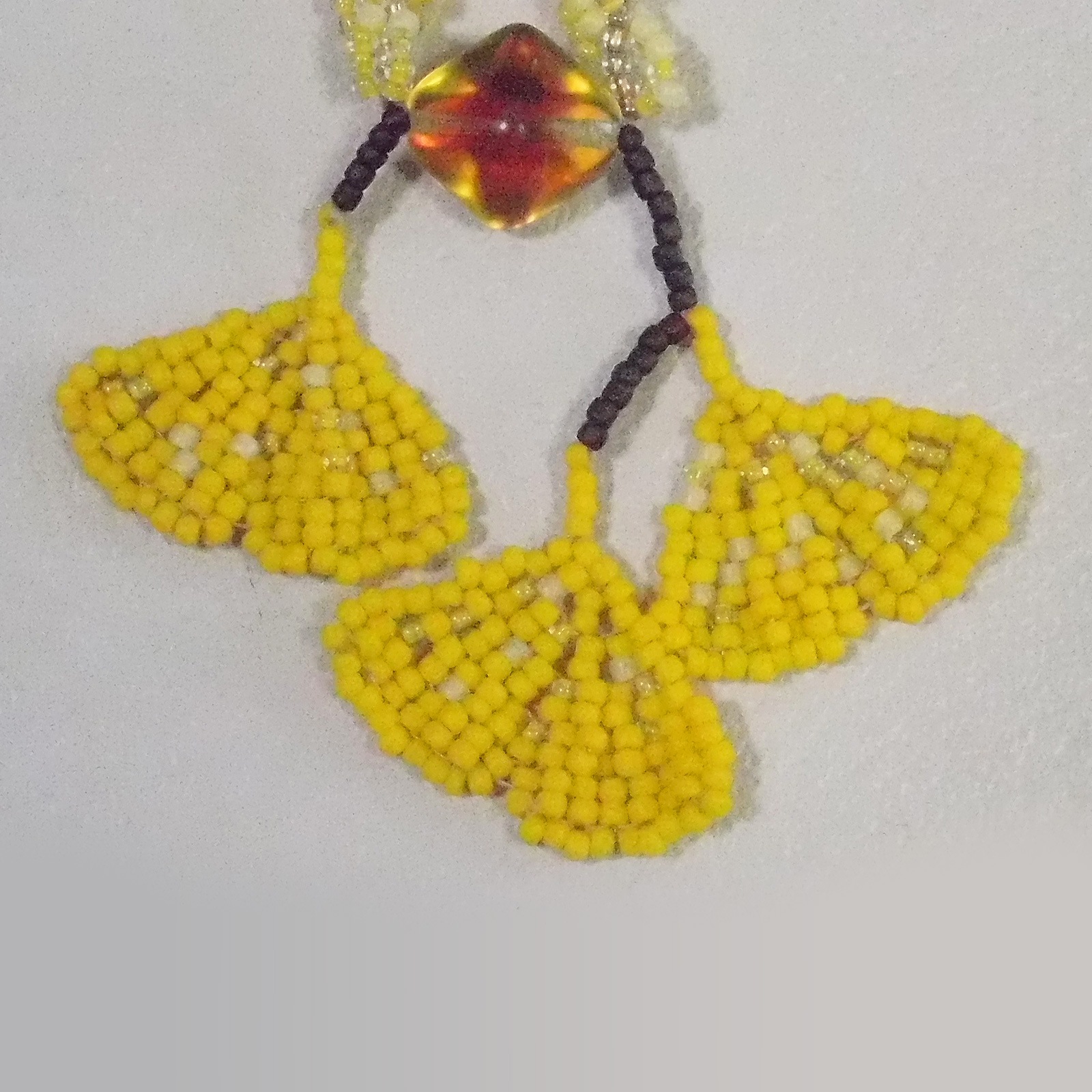 イチョウのネックレス