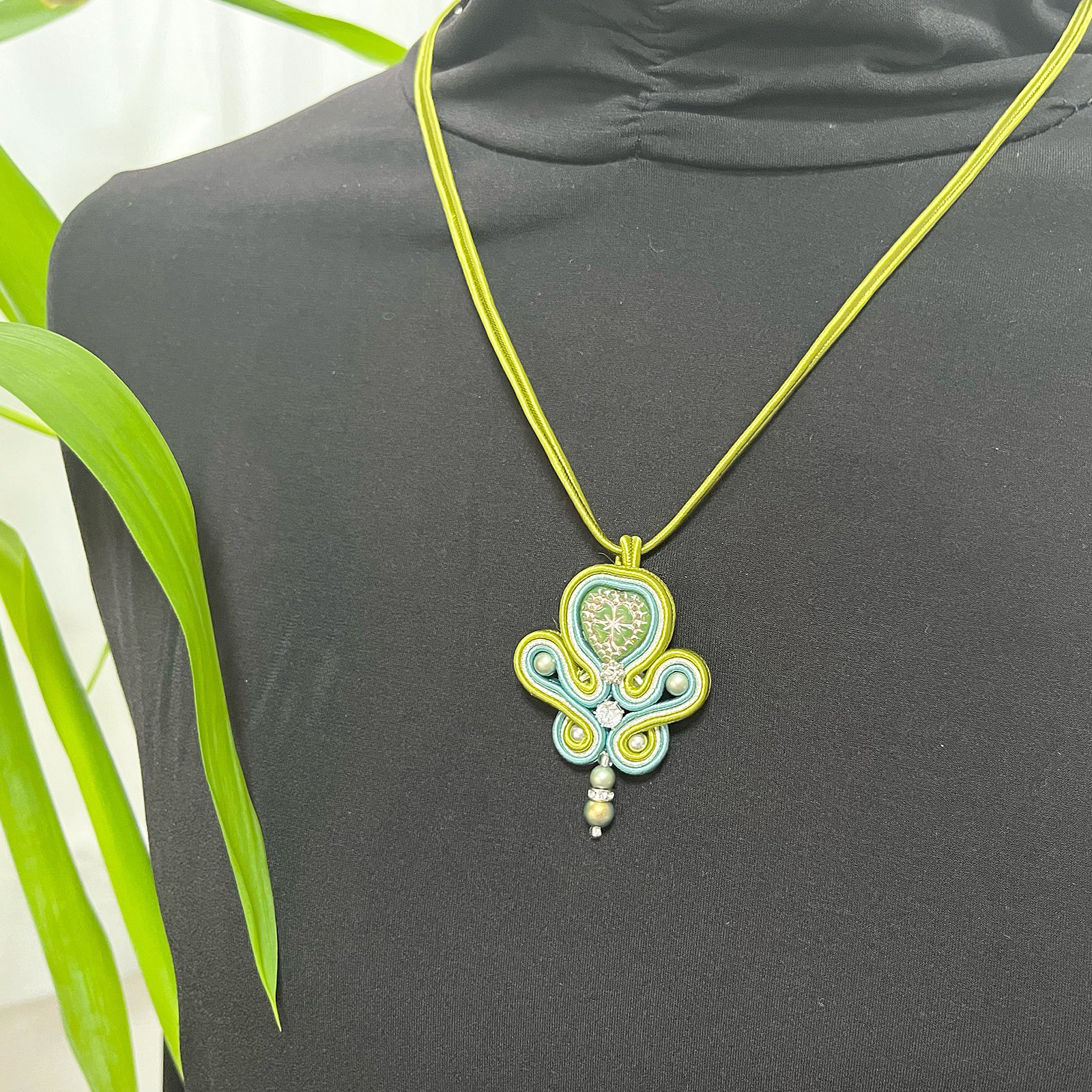 ソウタシエネックレス～ラブリーハート～ グリーン | ソウタシエ