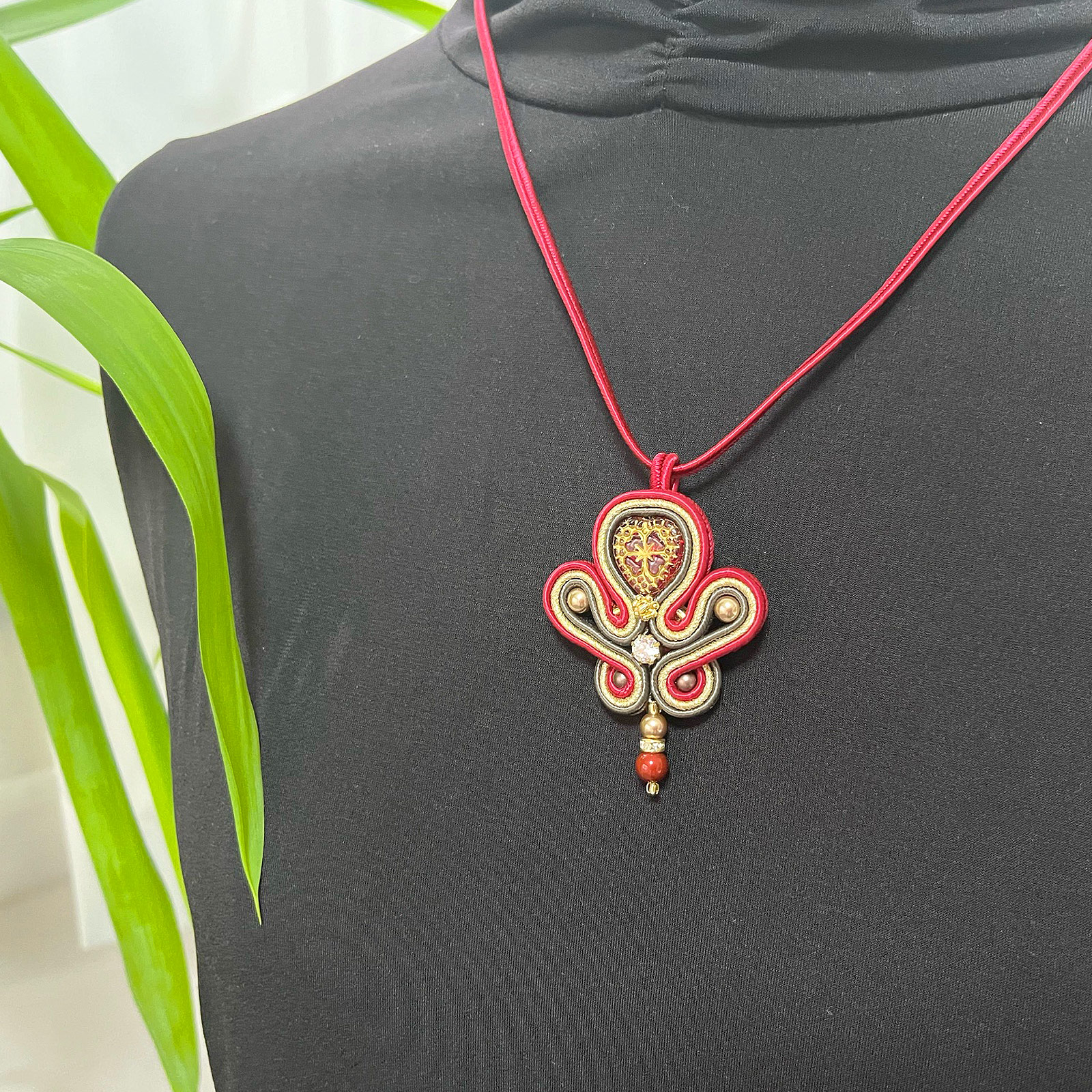 ソウタシエネックレス～ラブリーハート～ グリーン | ソウタシエ