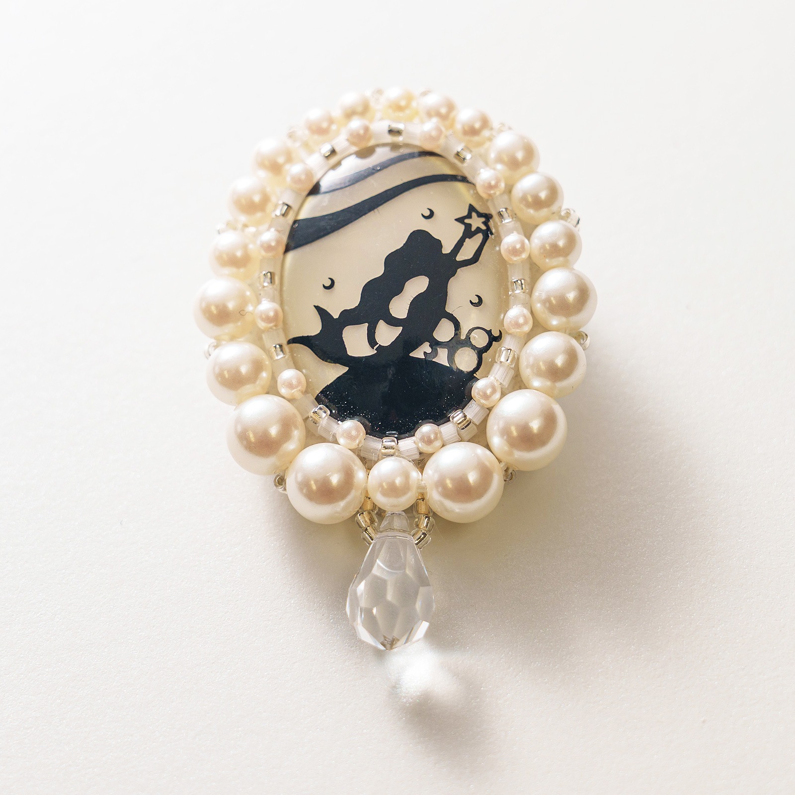 ビーズ刺繍で作る夢見るマーメイド／ホワイト