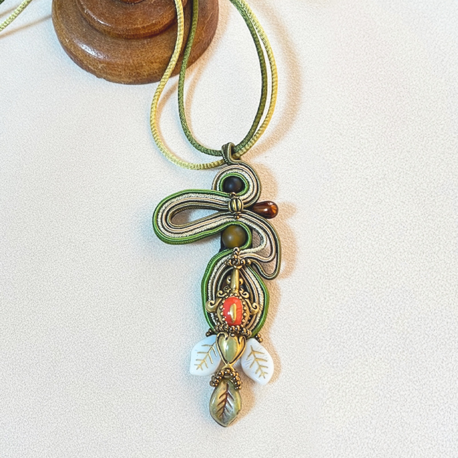 フリーフォームで作るペンダント～梯～（かけはし）