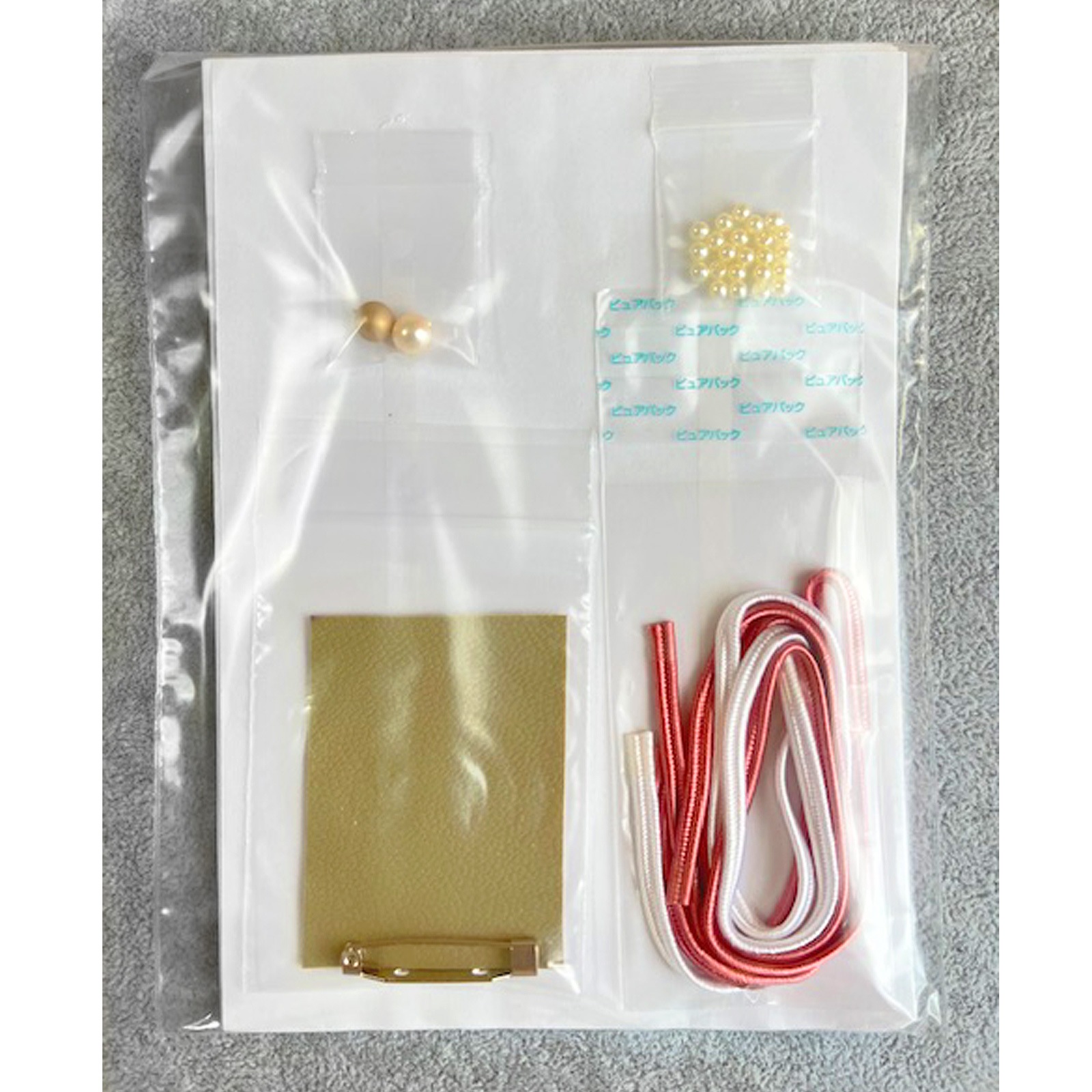 ソウタシエで作るブローチ～渦（うず）～ ピンク