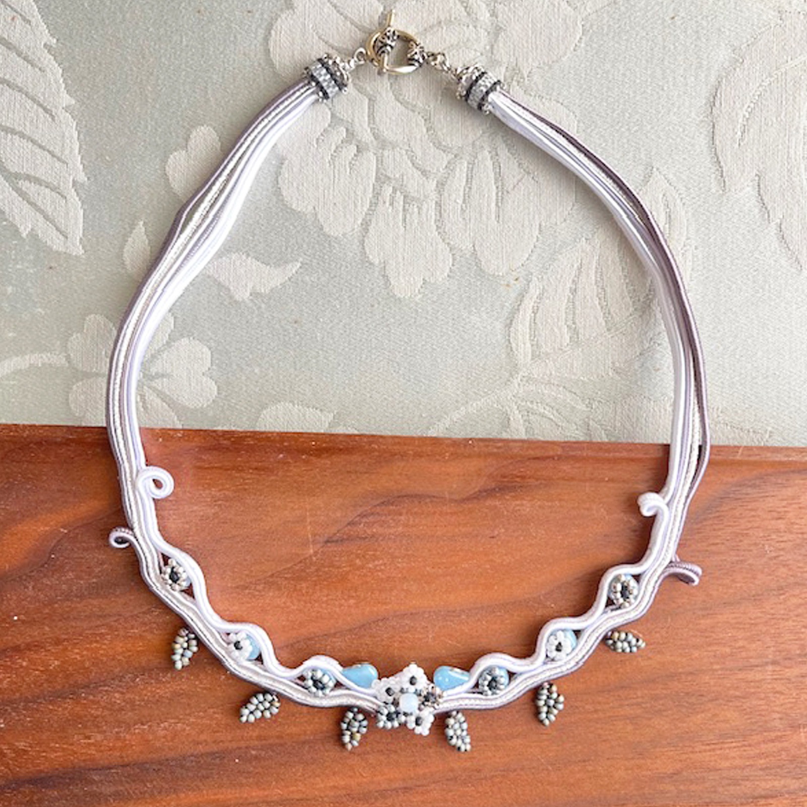 ステッチ&ソウタシエ技法で作る~和花(わか)~ 冬