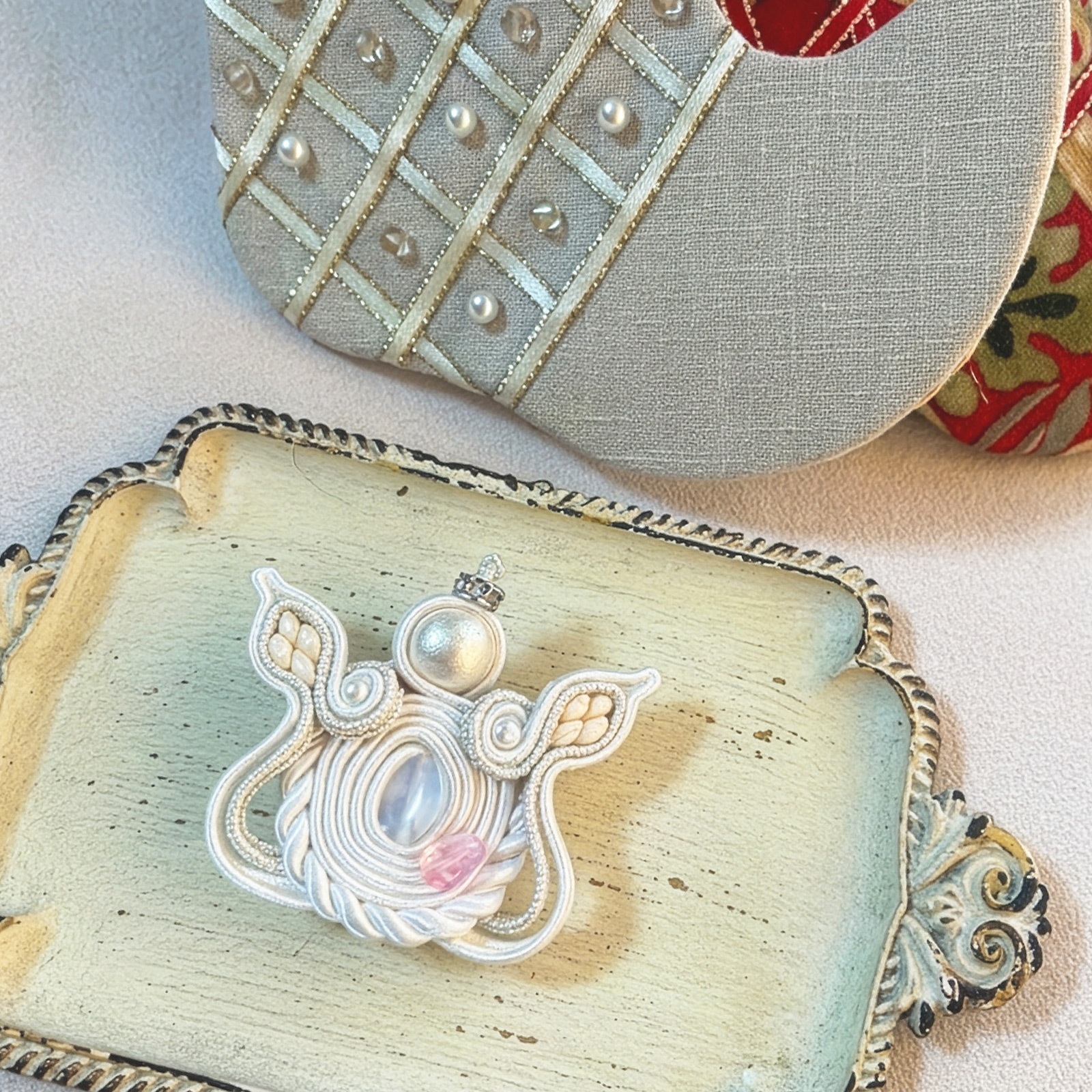 ソウタシエブローチ～天使～ ホワイト