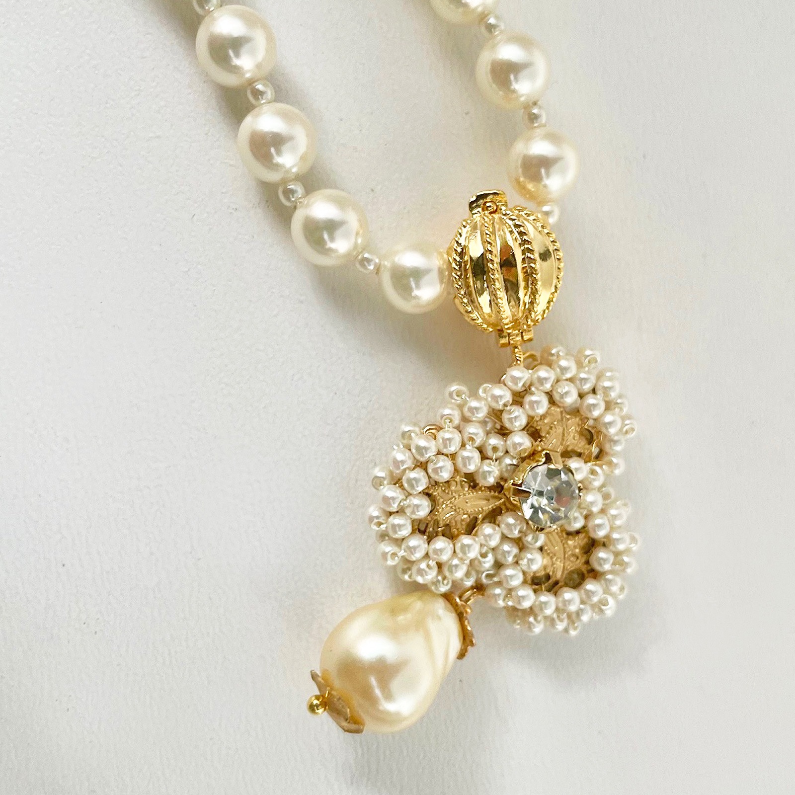 コスチュームジュエリーパールネックレスパールのトリフォリウムネックレス