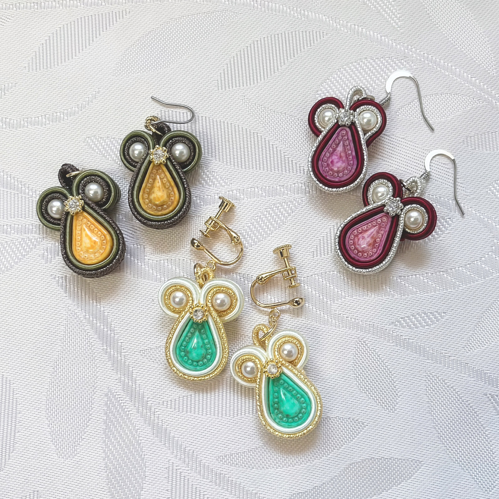 ソウタシエイヤリング～ラスティック（ターコイズ）～