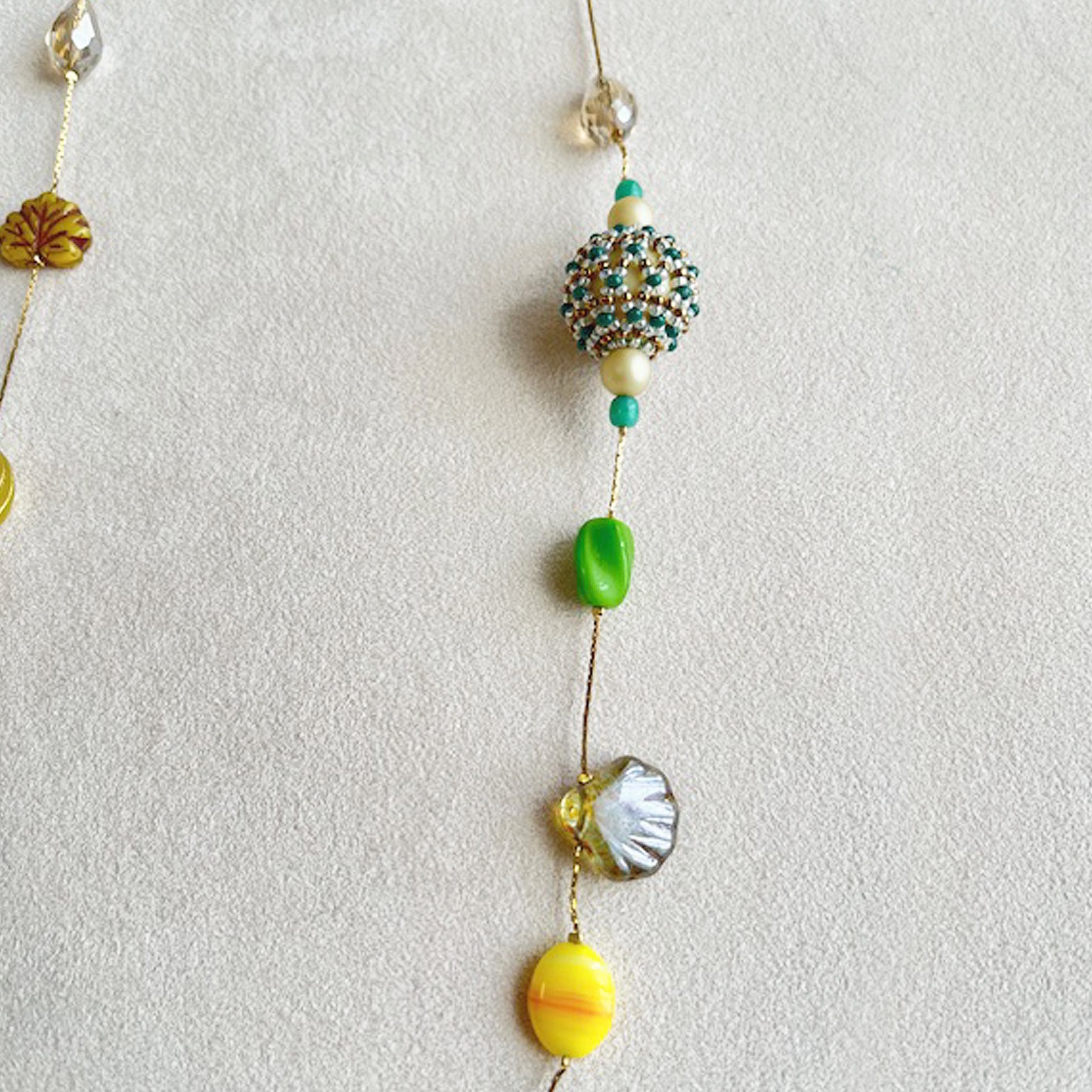 ビーズステッチボールで作るロングネックレス～結い目～ グリーン