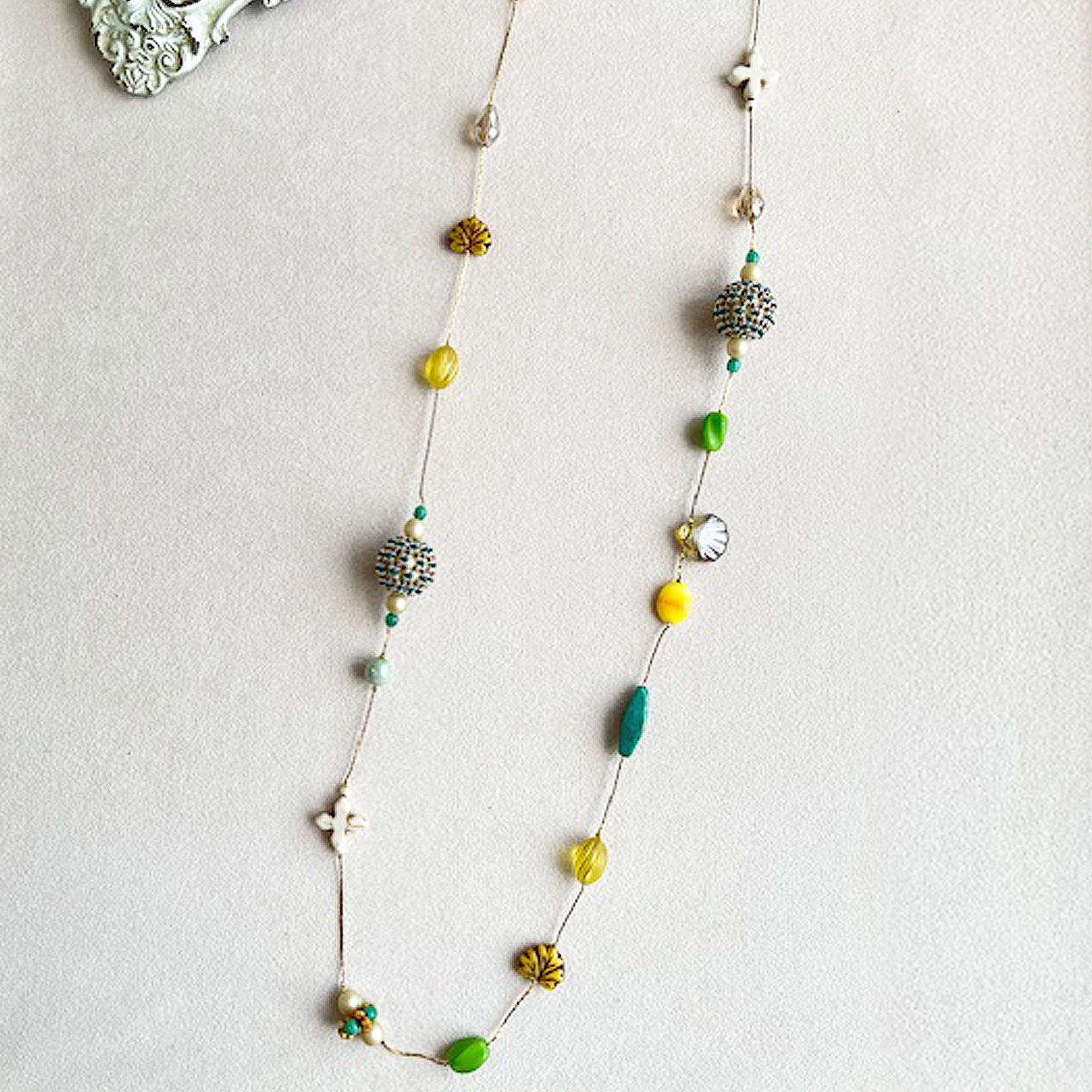 ビーズステッチボールで作るロングネックレス～結い目～ グリーン