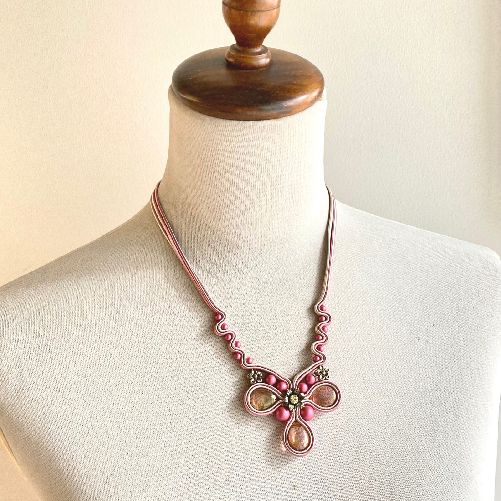 ボヘミアンネックレス