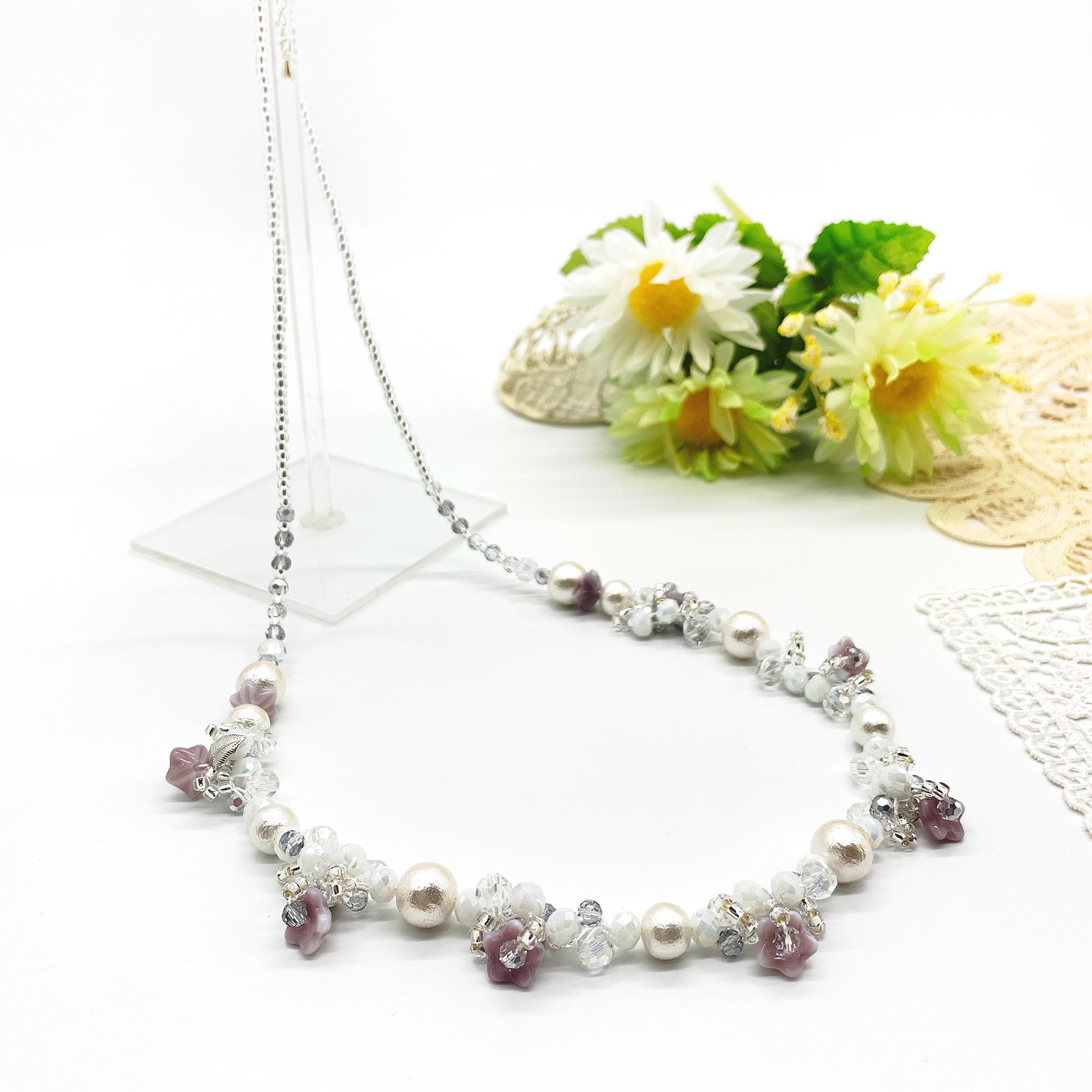 ビーズクロッシェが初めての方にもコットンフラワー・ネックレス ～ブルー～