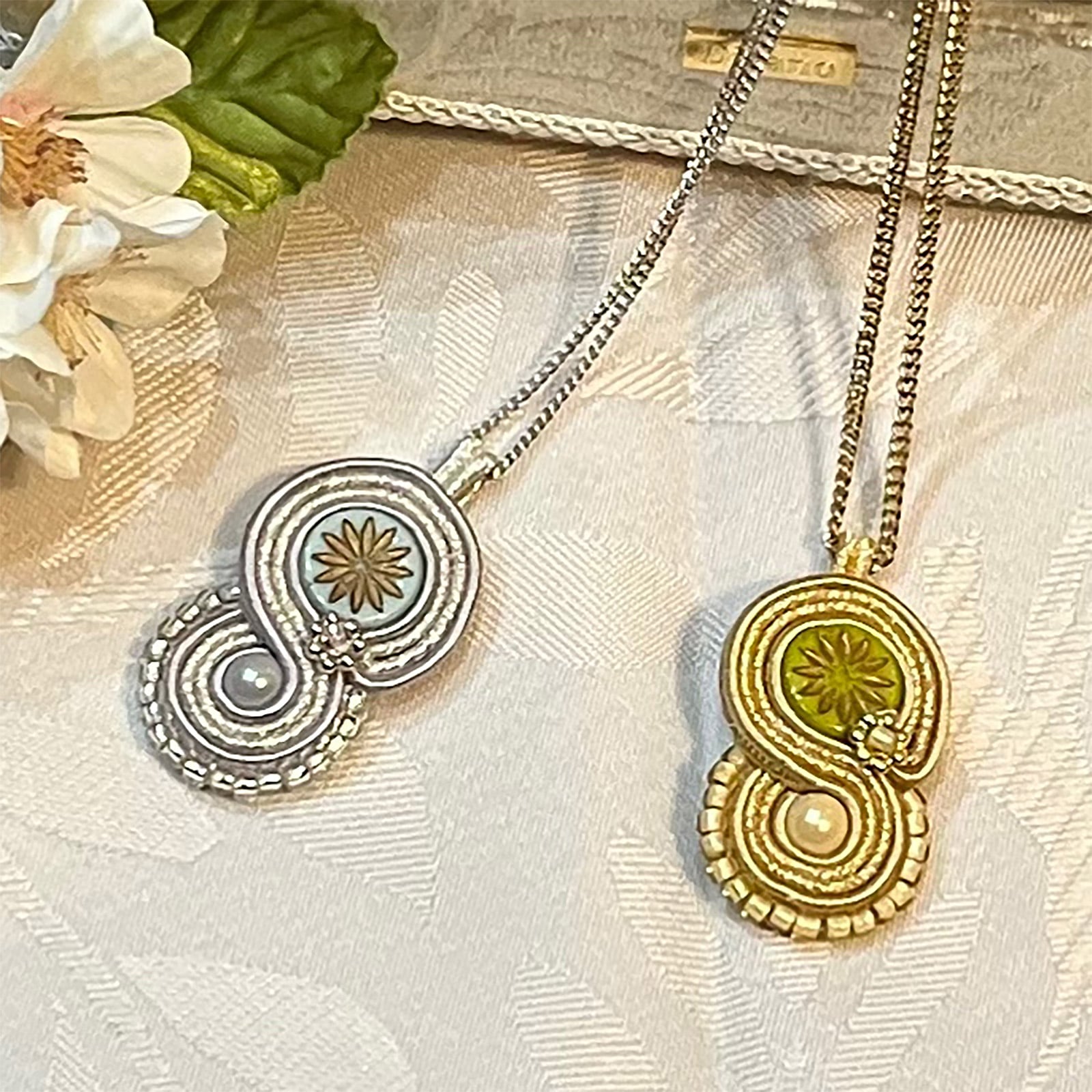 ソウタシエペンダント～ピッコロ～ ゴールド