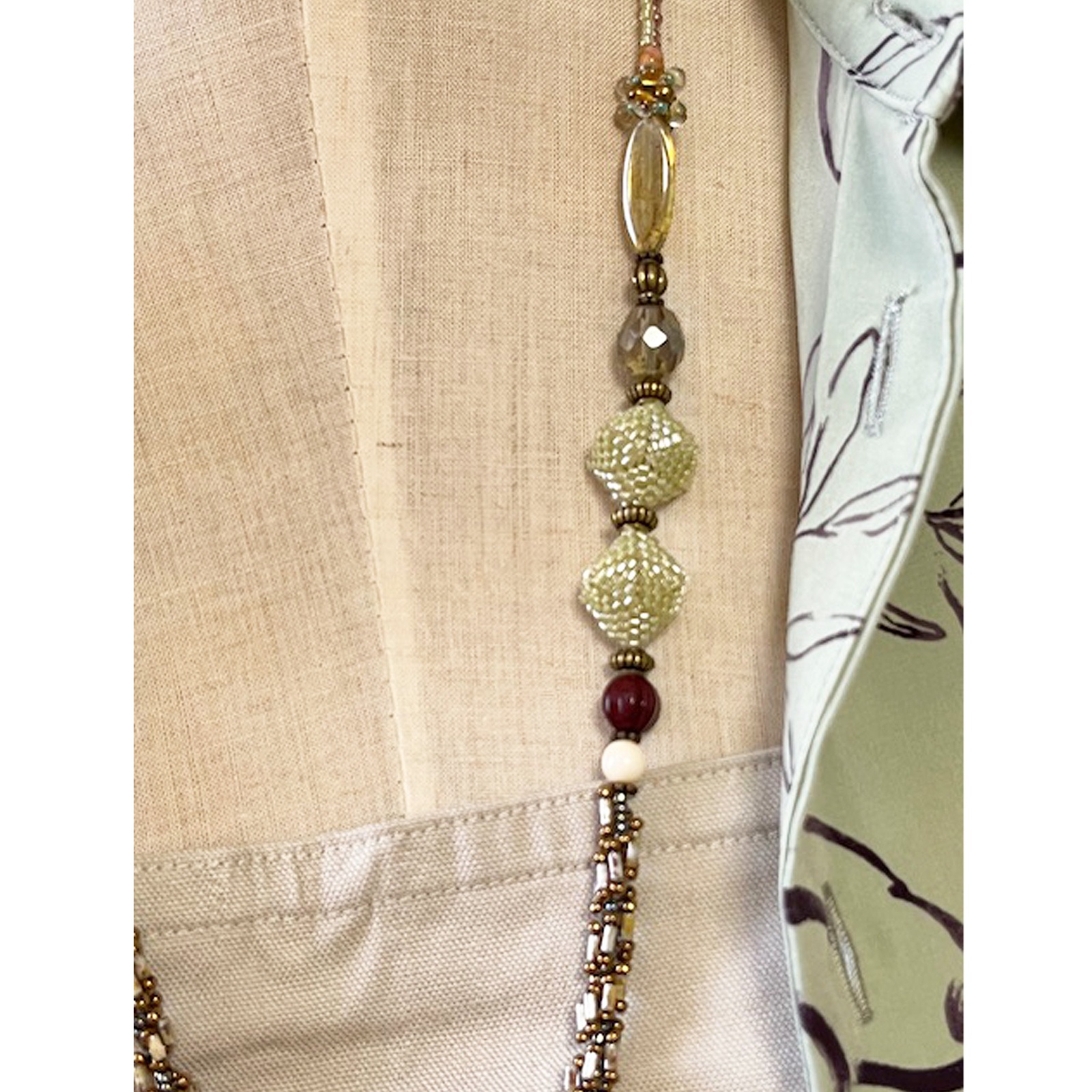 ビーズステッチボールで作る風船葛(ふうせんかずら)