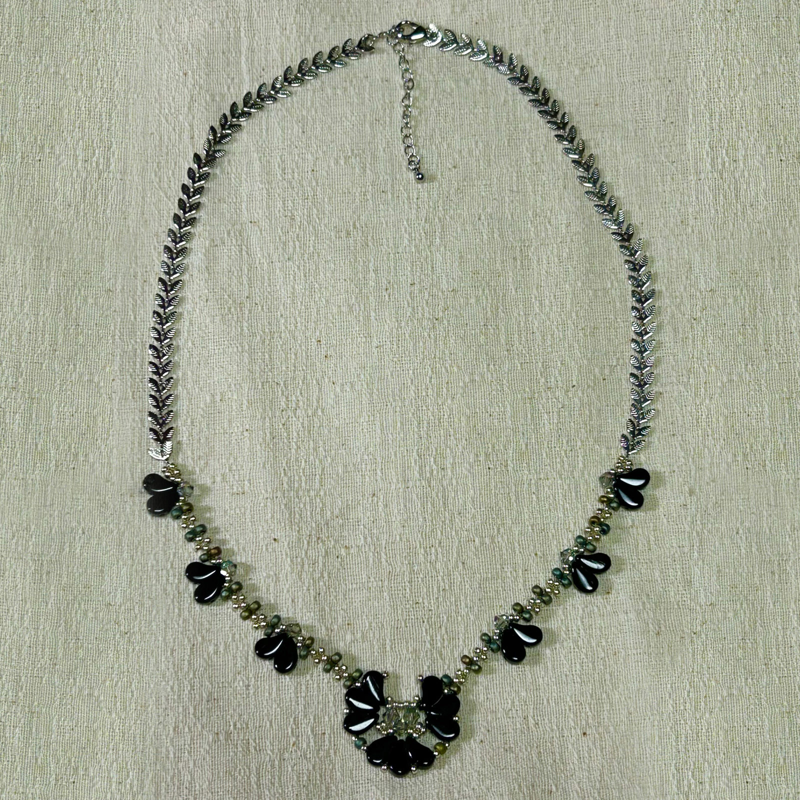 Fiori e petali／Nero