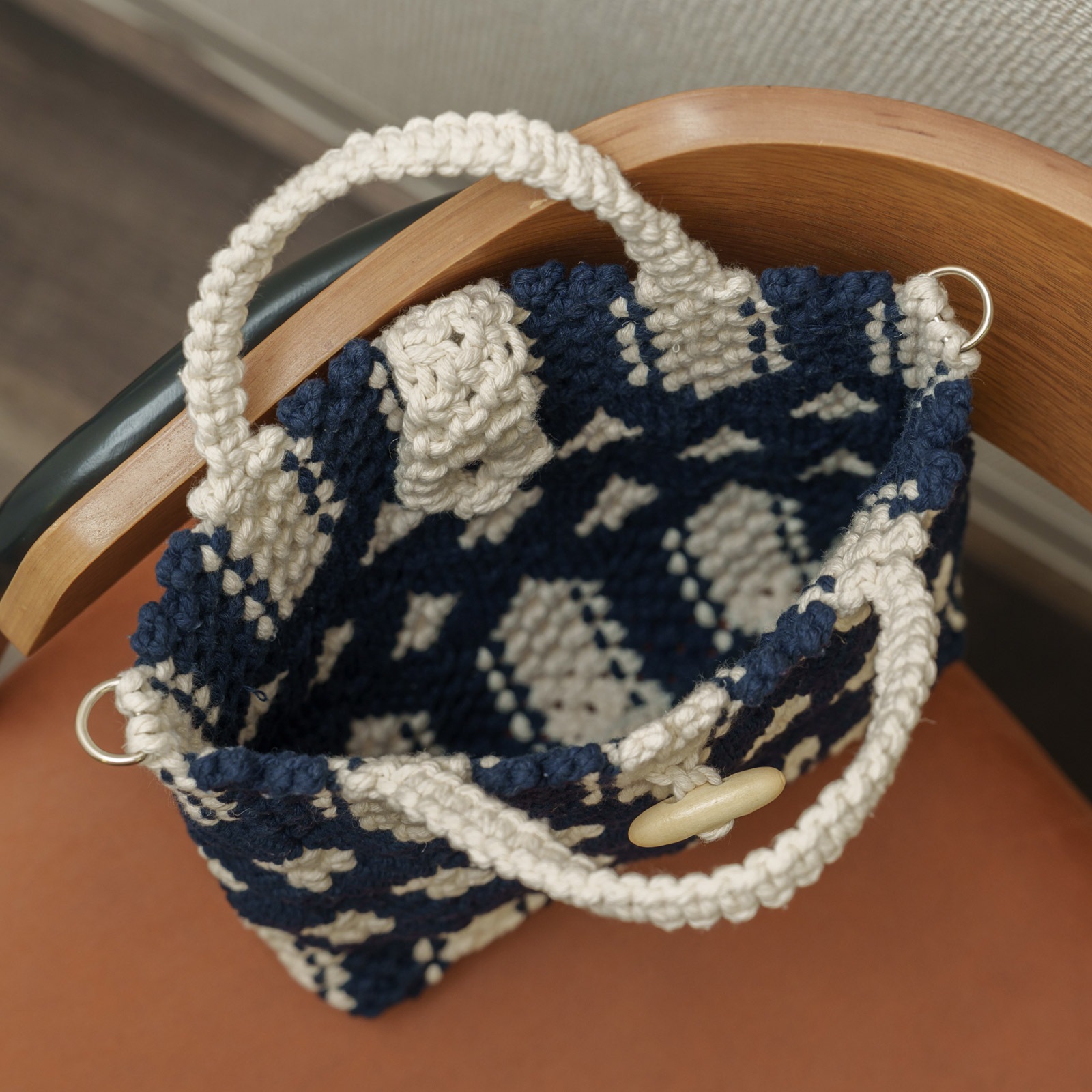 平結びと巻き結びで作るマリンバッグ