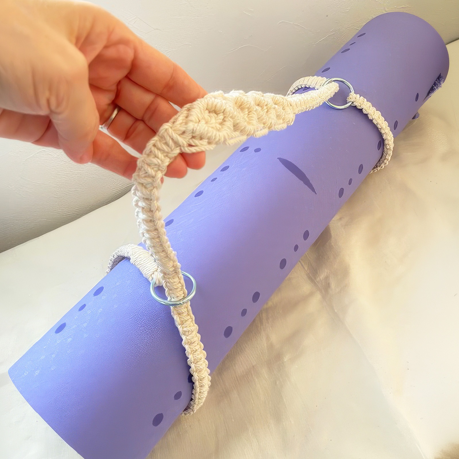 平結びと巻き結びで作るヨガマットホルダー