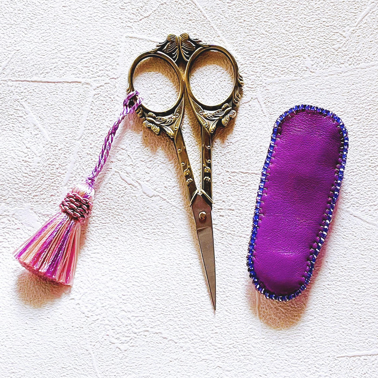 ビーズ刺繍で作るてふてふ*シザーケース 浅紫(デザインシザー付き)