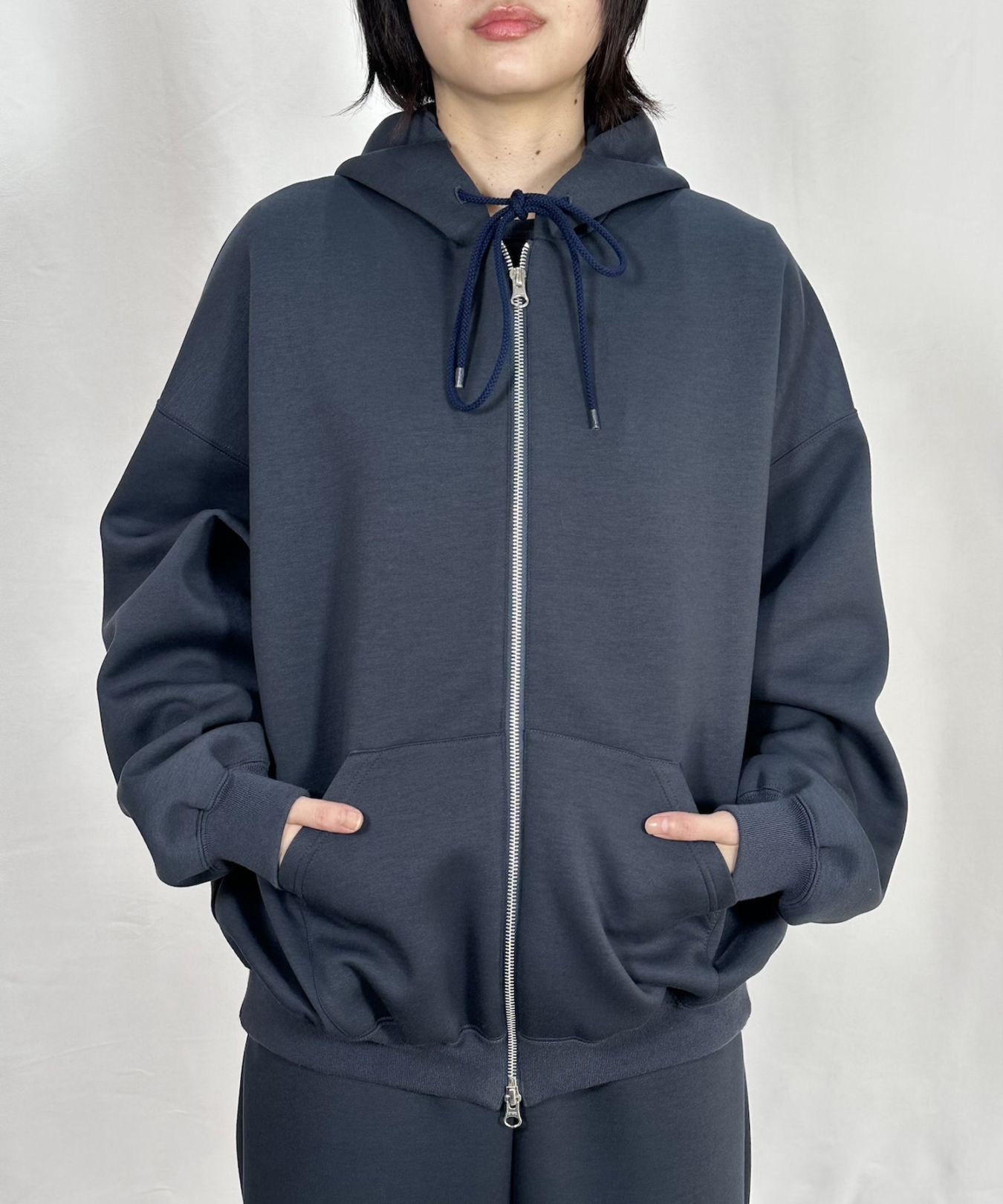 GVGV ジーヴィージーヴィー ZIP UP HOODIE (NAVY)