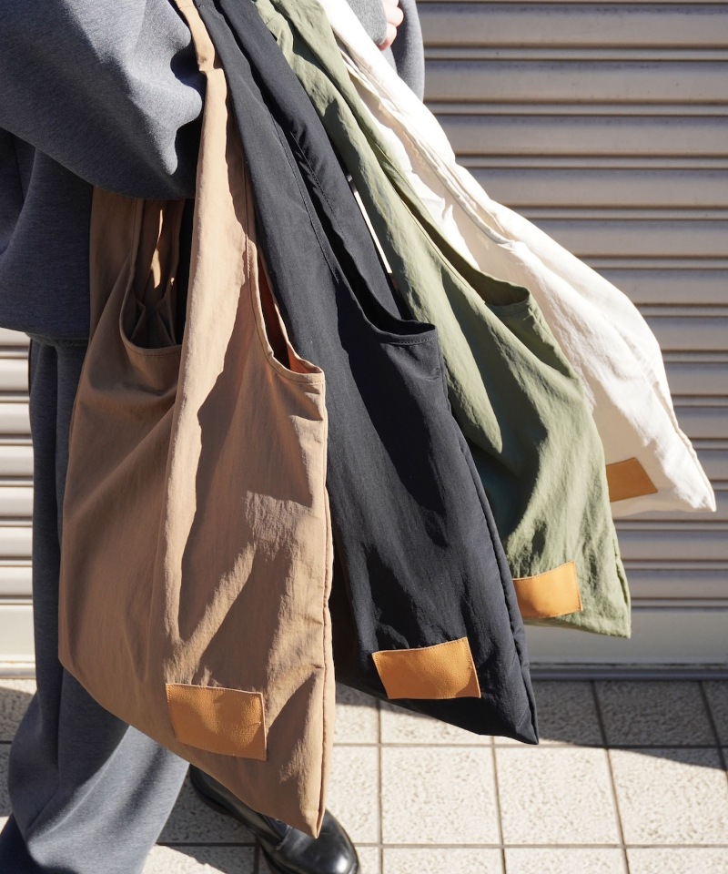 GVGV ジーヴィージーヴィー NYLON BAG (BLACK)