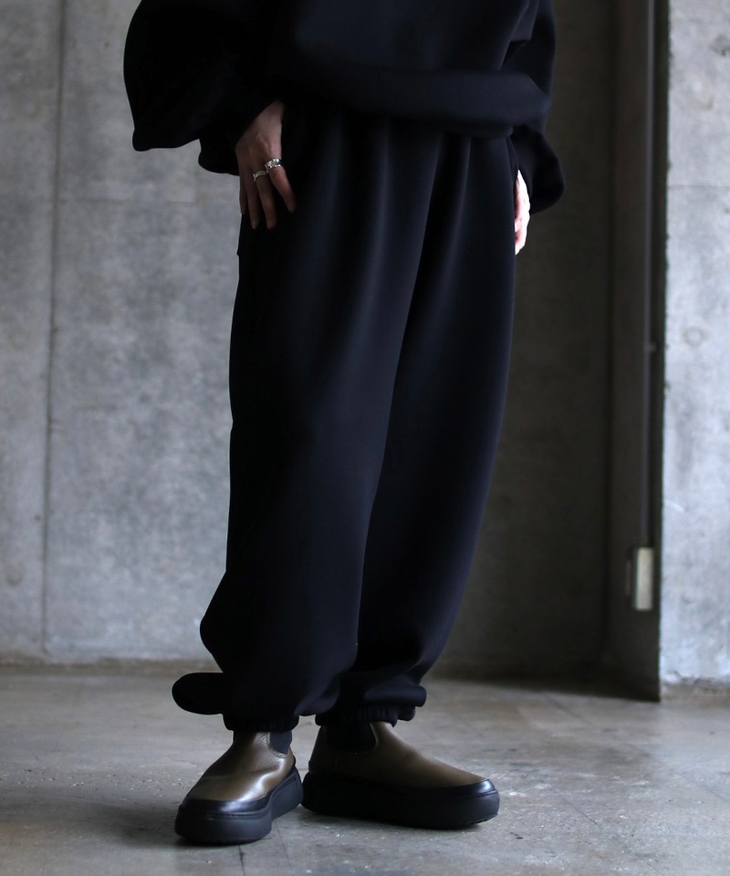 GVGV ジーヴィージーヴィー SWEAT PANTS (BLACK)