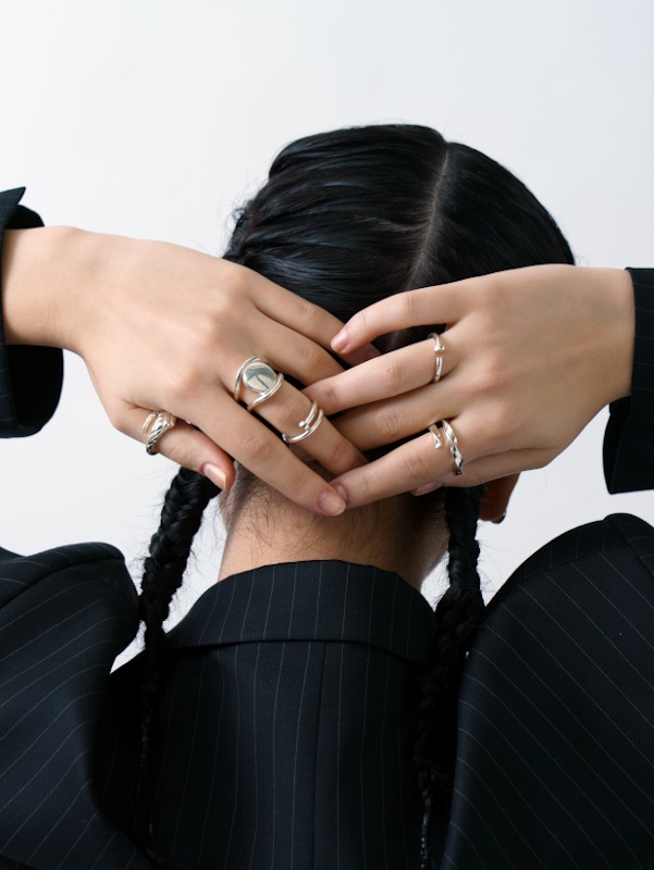 ephemeral エフェメラル stud cut-off ring