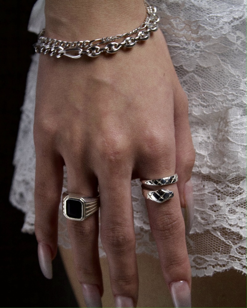 ephemeral エフェメラル snake ring (with daiamond)