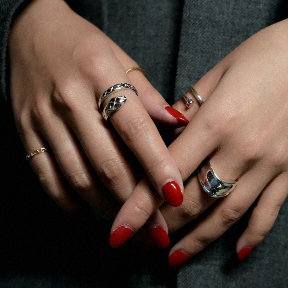 ephemeral エフェメラル snake ring (with daiamond)