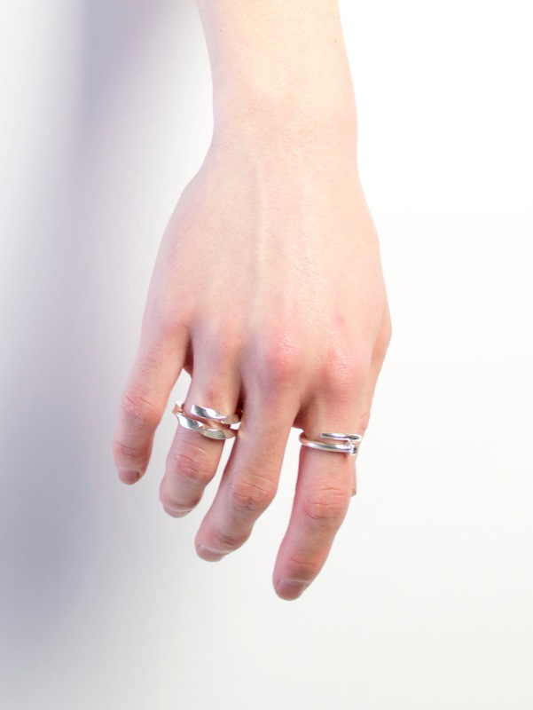 ephemeral エフェメラル triangle twist ring