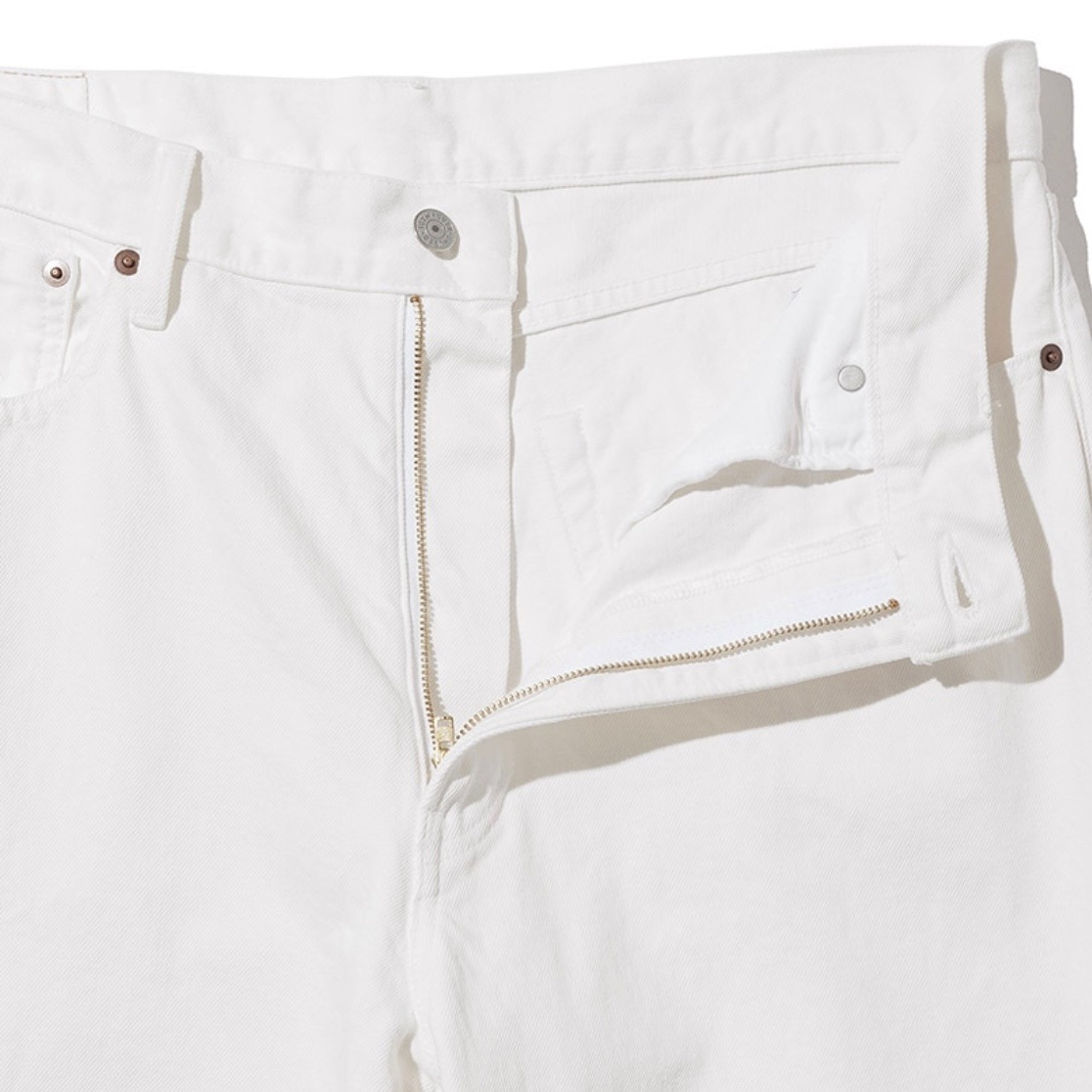 UNUSED アンユーズド UW1179 14oz Denim buggy short (WHITE)