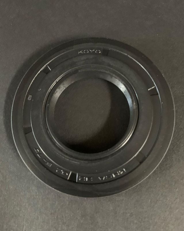 ドライブシャフトオイルシール