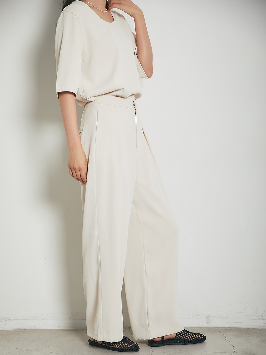 タックストレートパンツ | Pants | AEFRE