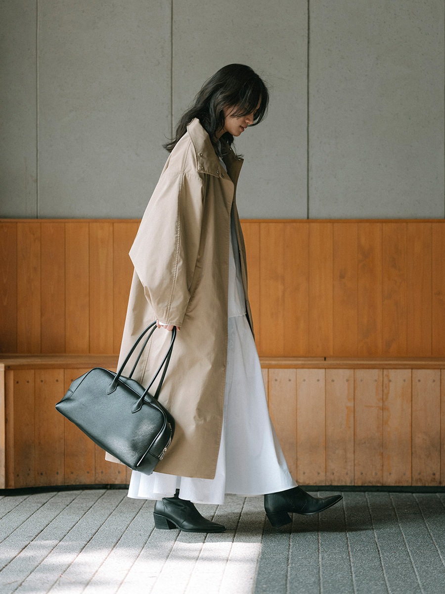 スタンドカラードルマンタフタコート | Coat | AEFRE