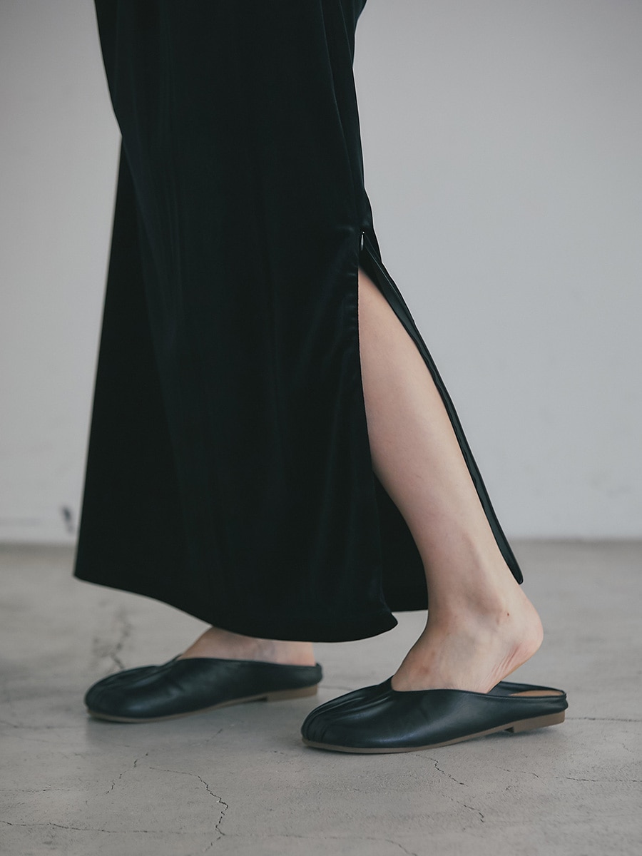 べロアトップス/ファスナースリットスカートセットアップ | Set up | AEFRE