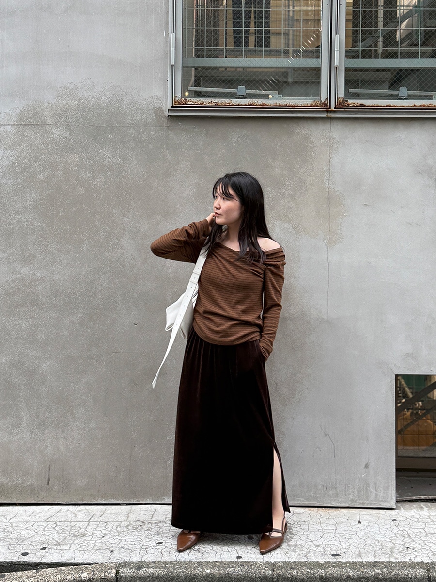 べロアトップス/ファスナースリットスカートセットアップ | Set up | AEFRE