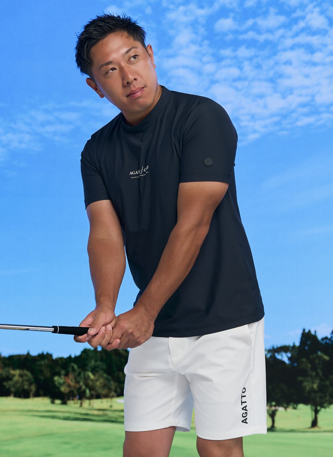 Front Logo Mock Neck BLACK